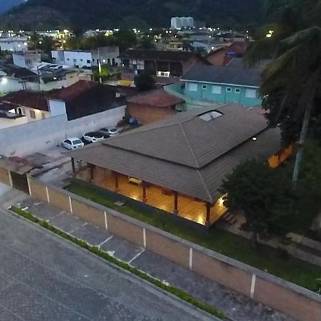 Hospedagem Economica Flor De Maria Caraguatatuba Exteriér fotografie